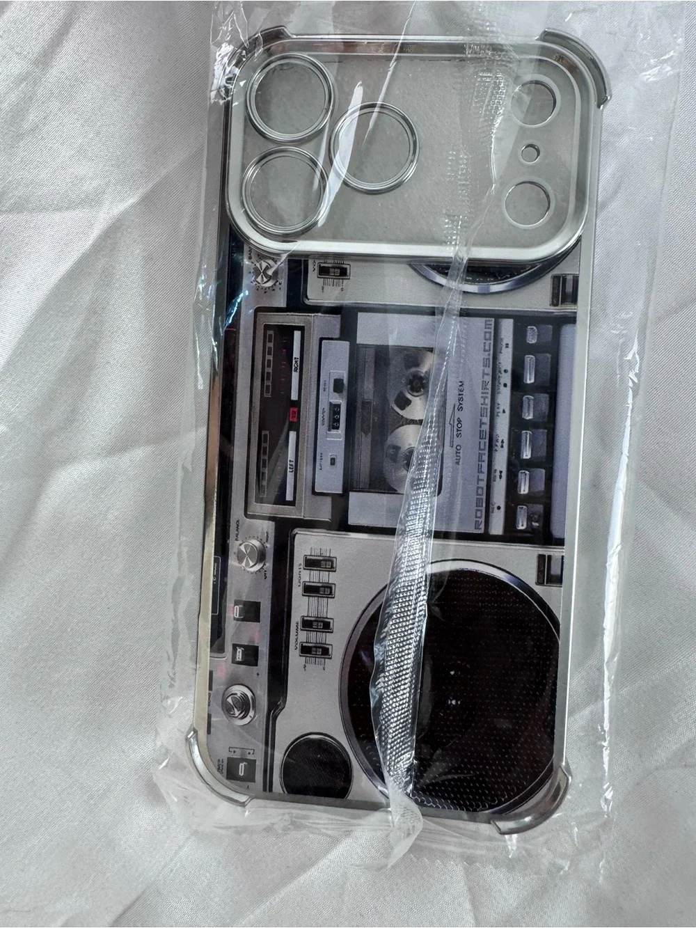 Retro Boombox Pattern Silver Phone Case - 17 promax